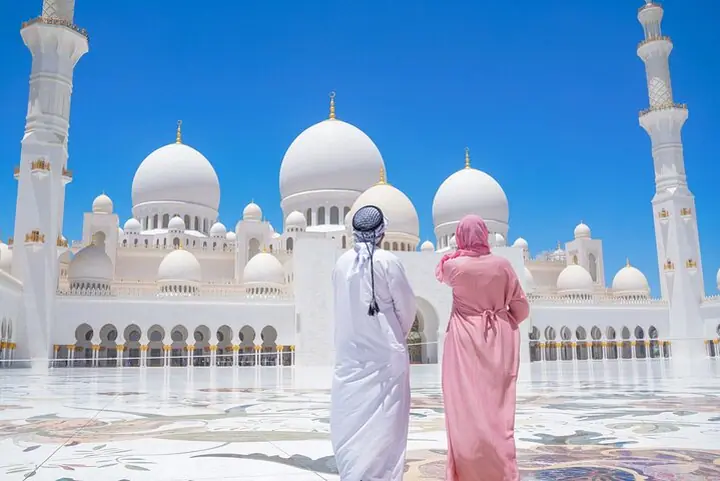 De Dubai para Abu Dhabi: Grande Mesquita, Palácio Real e Etihad Tower — 4