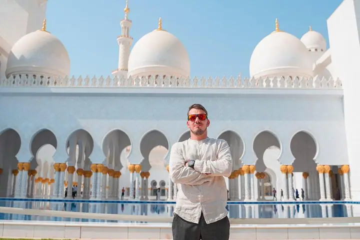Abu Dabi'den: Şeyh Zayed Camii, Kraliyet Sarayı ve Etihad Kulesi — 5